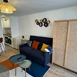 Furnished Studio Paris 17