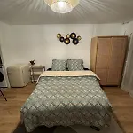 Furnished Studio Paris 17
