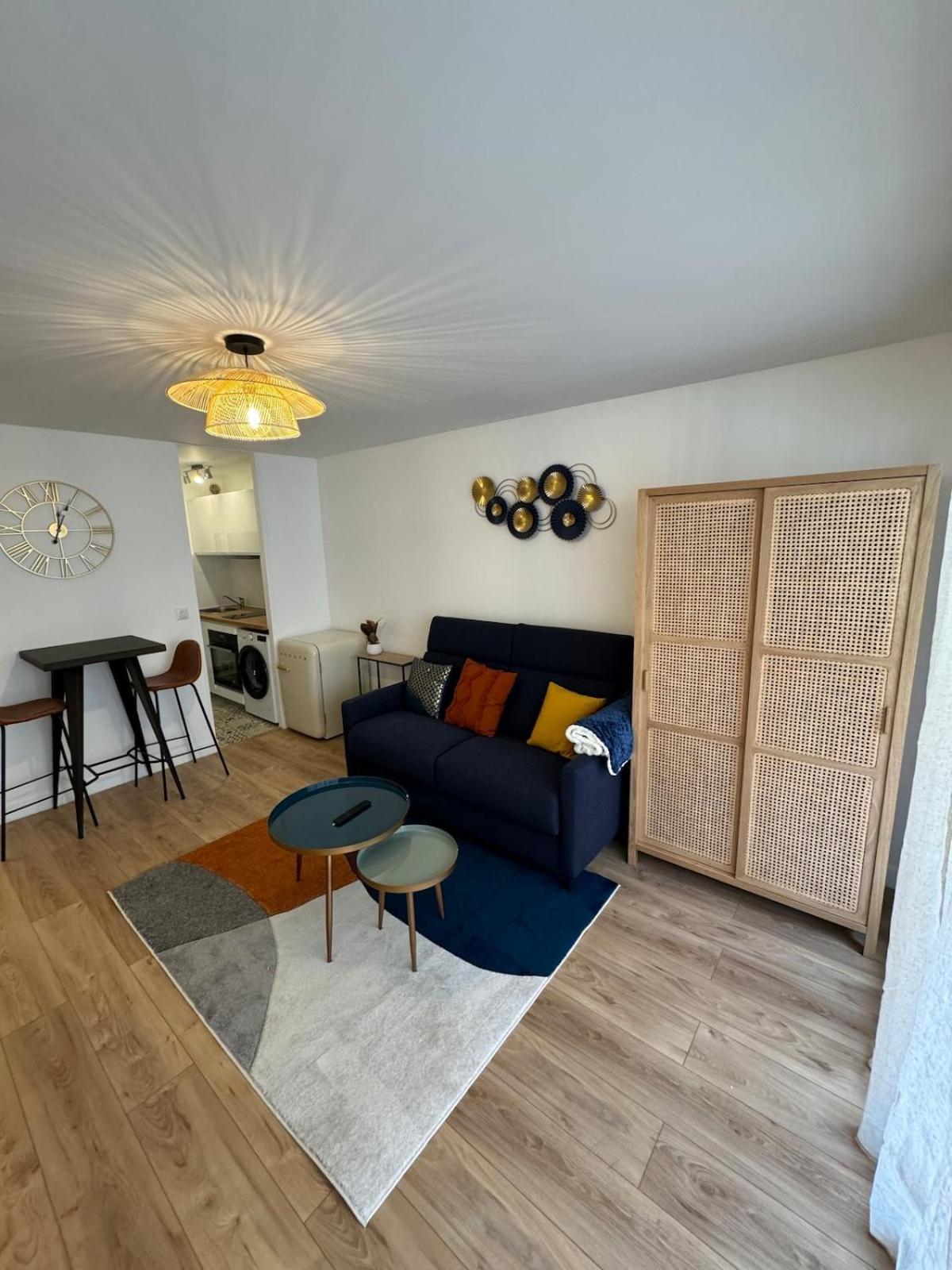Furnished 17 Appartamento